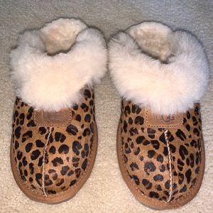 UGG women’s Coquette Slipper in Natural (leopard)